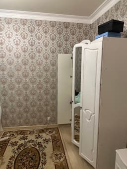 Бир кыз керек
